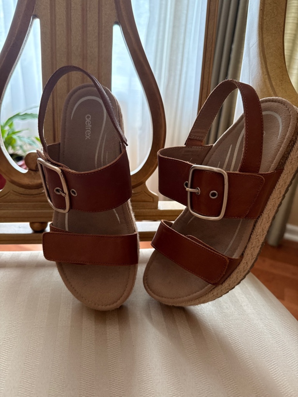 Women’s Aetrex Vania sandals - Picture 2 of 6